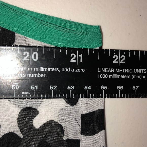 Nicole Miller large sleeveless high low semi sheer top black and aqua green - Picture 7 of 12